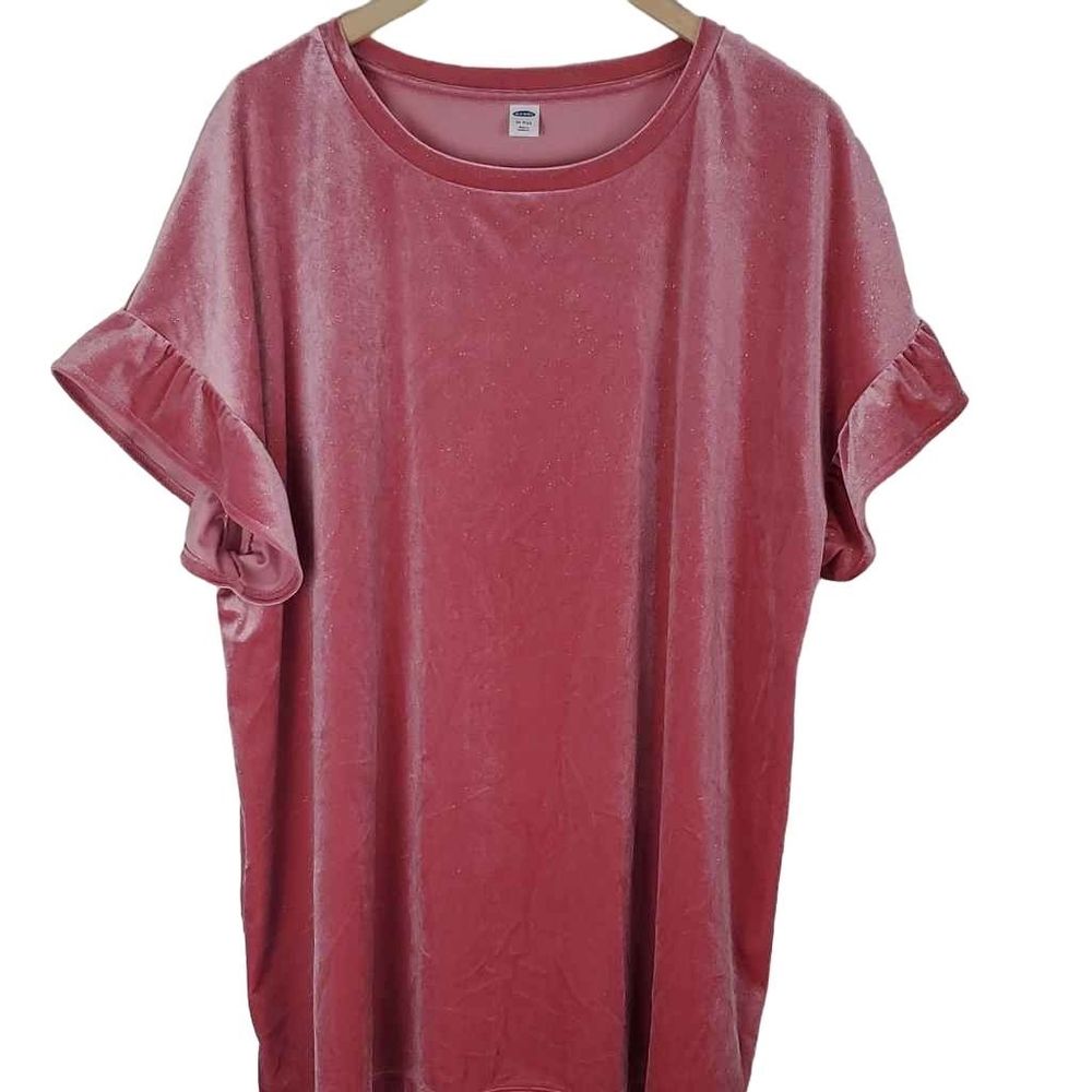 Old Navy Pink Sparky Velvet Top. Ruffle Cap Sleeve. Size 2xl